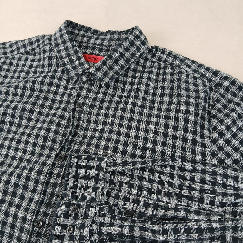Hugo Boss Large Mens Shirt 20x27 Flannel **Fits A Small **